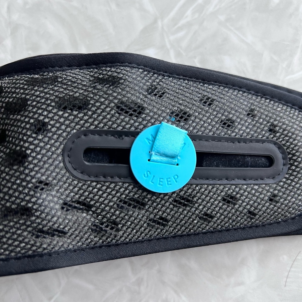 Manta Sleep Sound Mask with Accessories - Picture 4 of 9